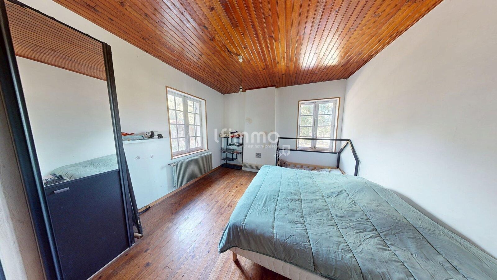 Maison familiale avec grange et vaste terrain  - Maison-familiale-08042025 164353