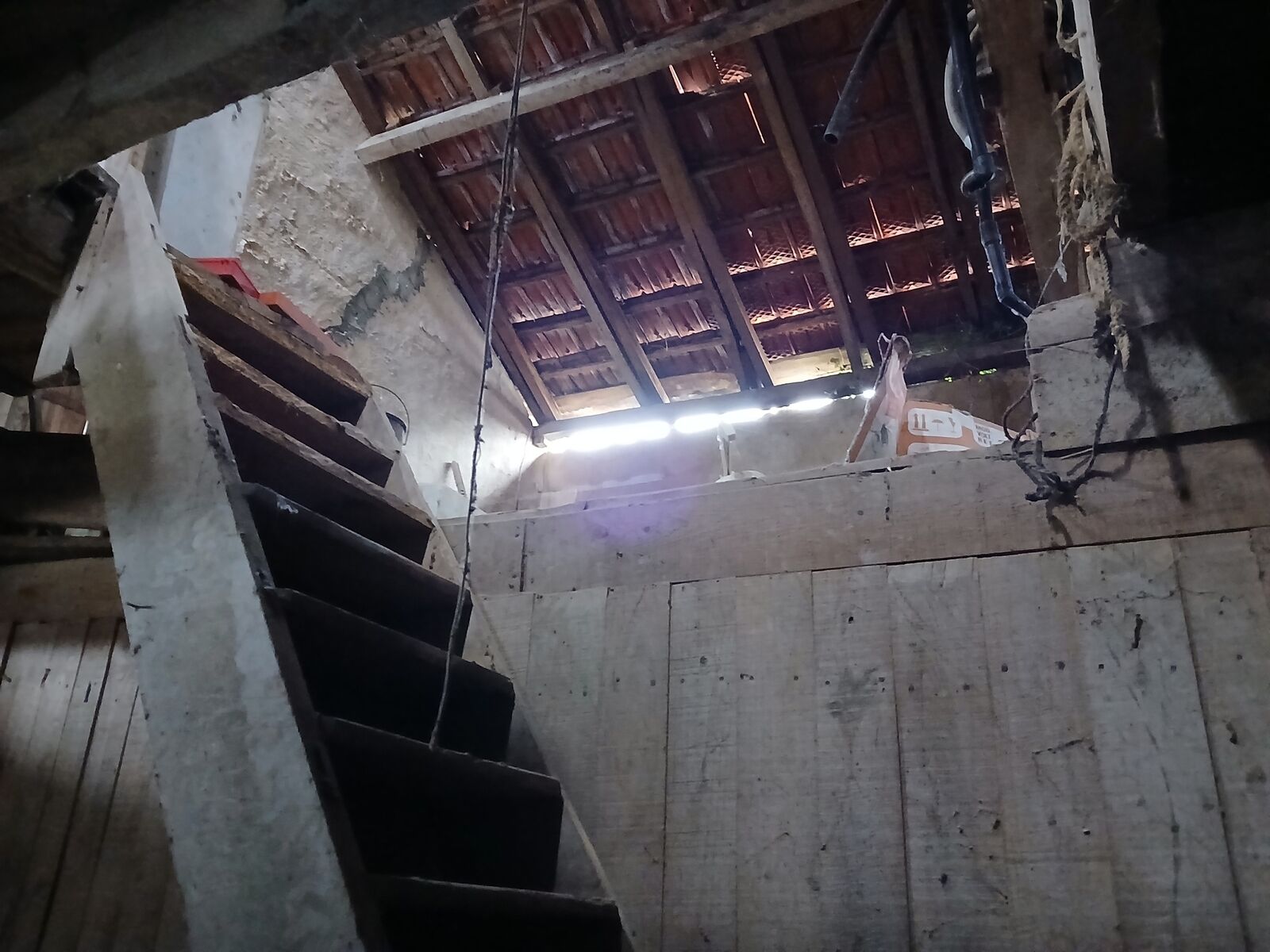 🏚️ Amoureux de la rénovation ? Ce projet est fait pour vous ! 🏡✨ - 20240926 101222