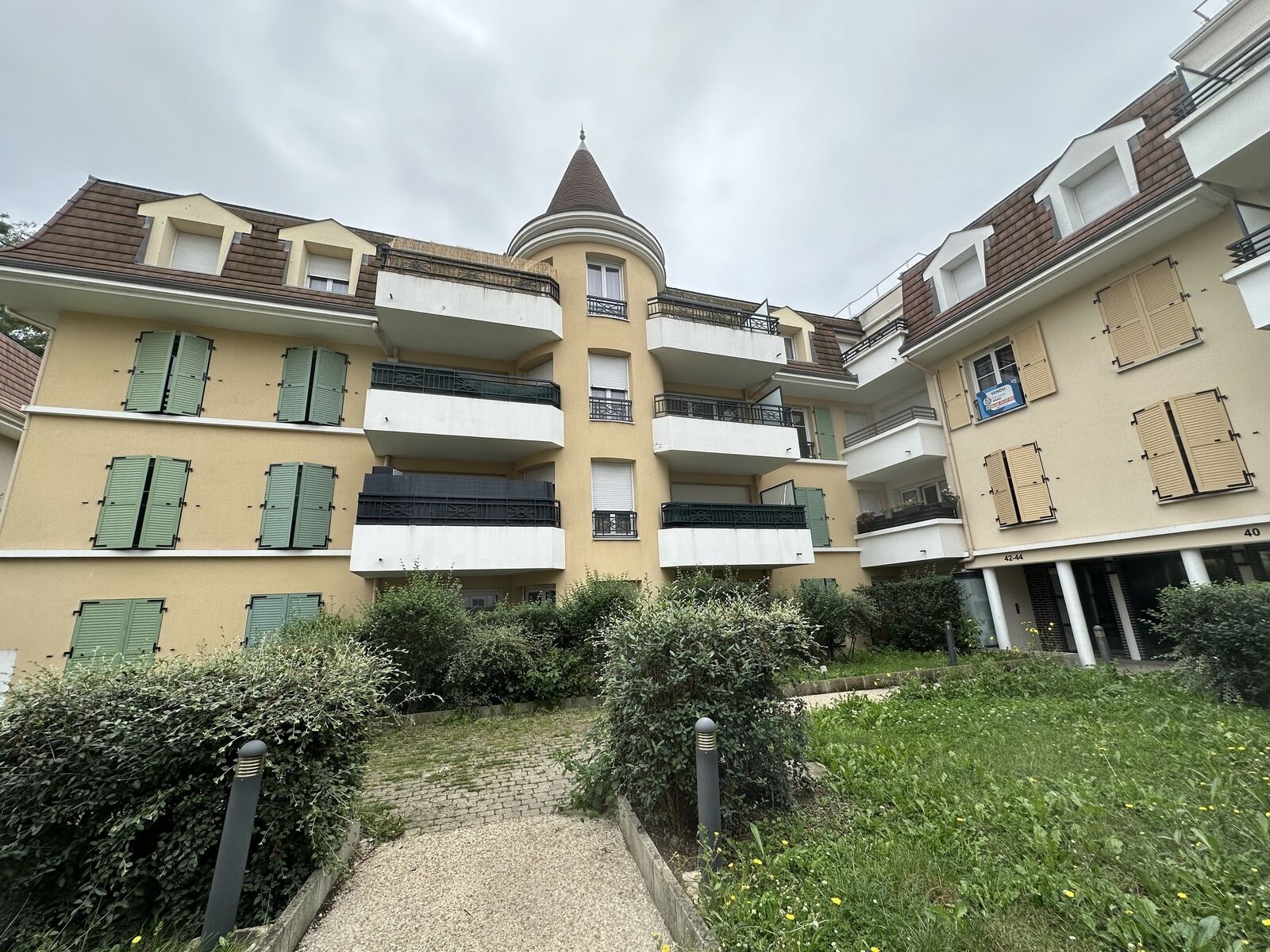 Du recent sur Vaujours - Img 0092