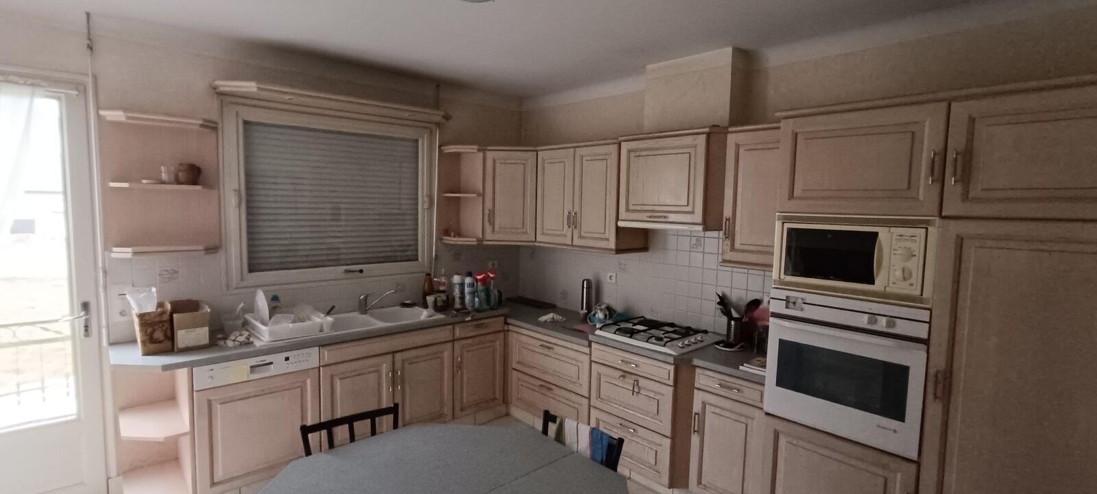 Maison 299m² au sol à rénover - Img 20241030 125517