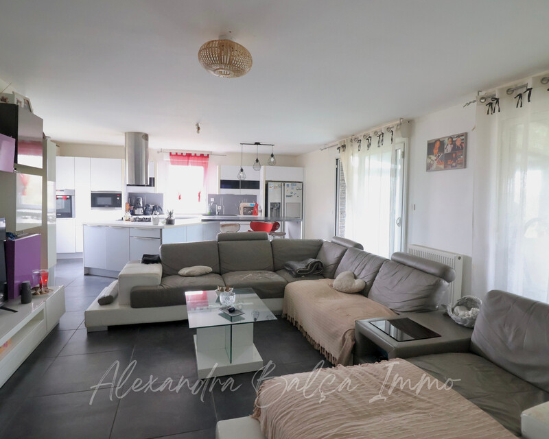 Maison 6 pièces de 111 m² à vendre à Bussières (77)  - 9