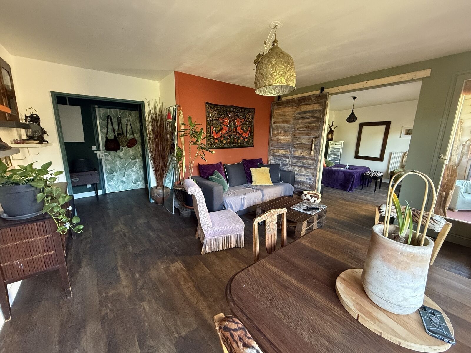 superbe F3 dans la verdure - Img 0445