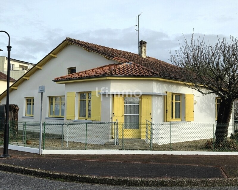 Maison individuelle de plain-pied avec 2 garages - 20260126 103856