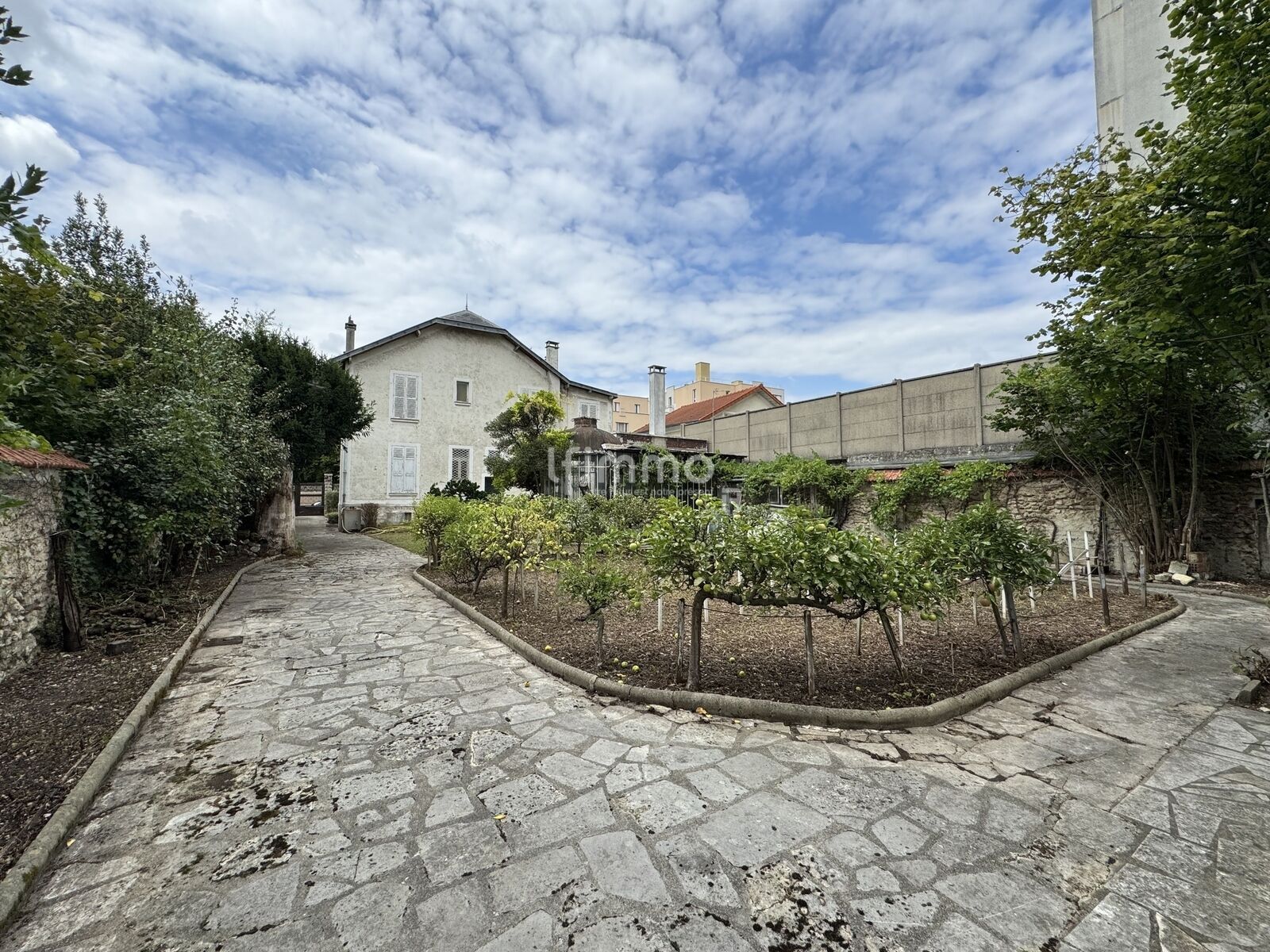 Champigny sur Marne - Mairie - Ensemble Immobilier de 400m² sur 909m² - Img 1404