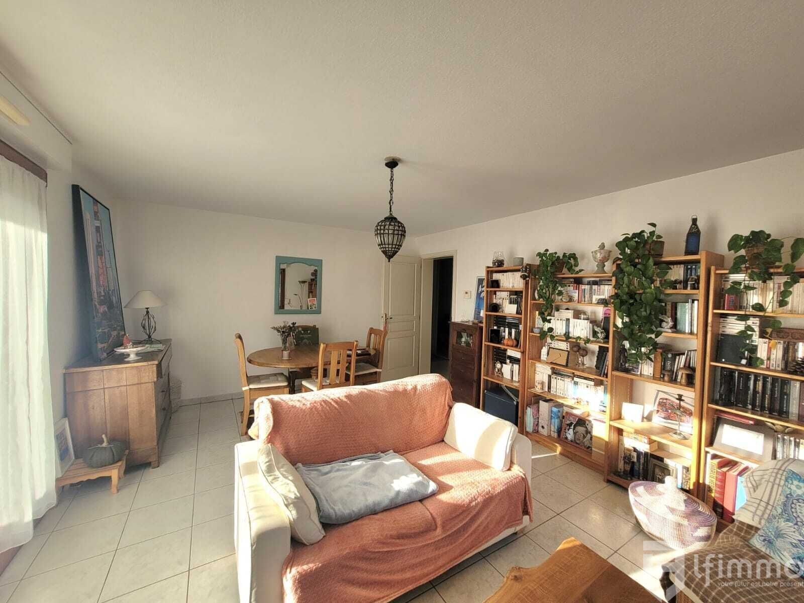 Appartement F3 avec garage, cave et balcon - Aa3c49ac-333b-402b-ba9e-cafdff9c89e7