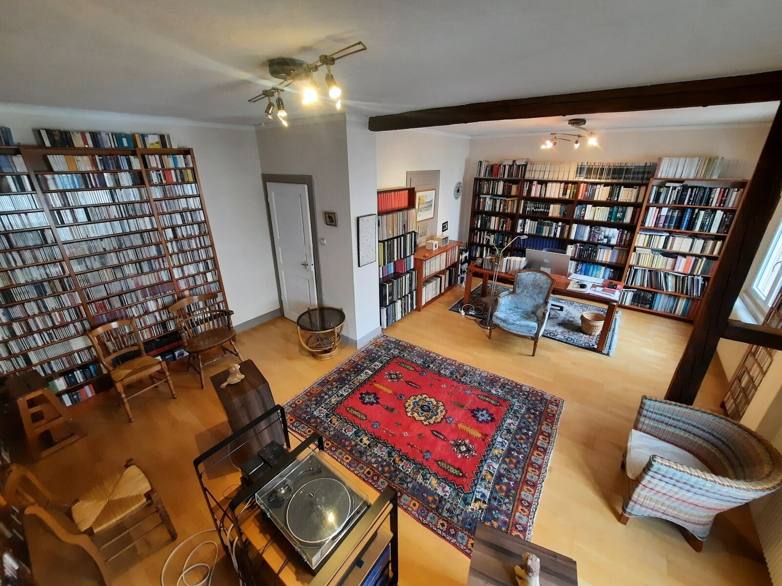 Chaleureuse maison de 7 pièces de 168 m² environ.  - 20241105 110122