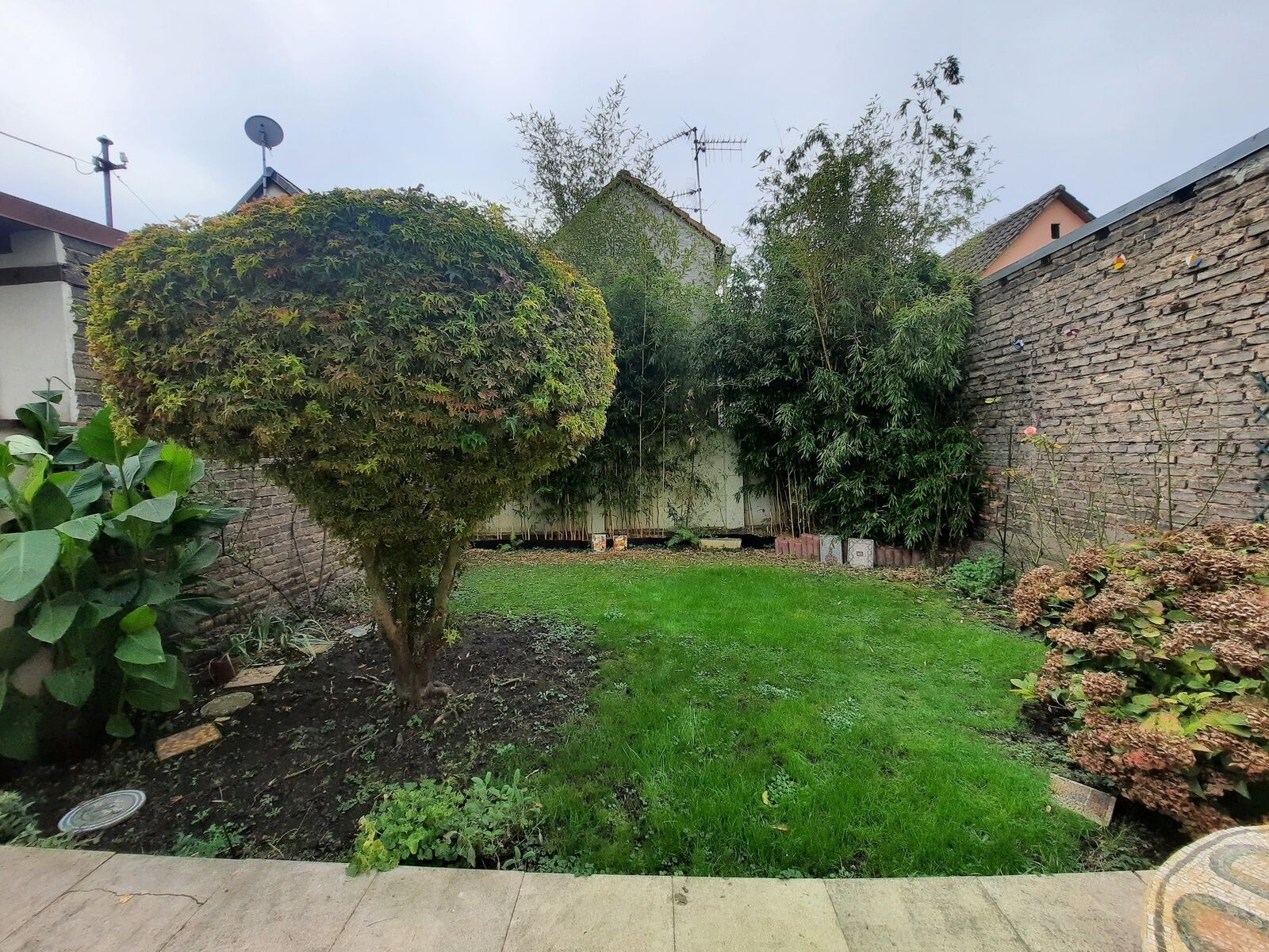 Chaleureuse maison de 7 pièces de 168 m² environ.  - 20241105 112418