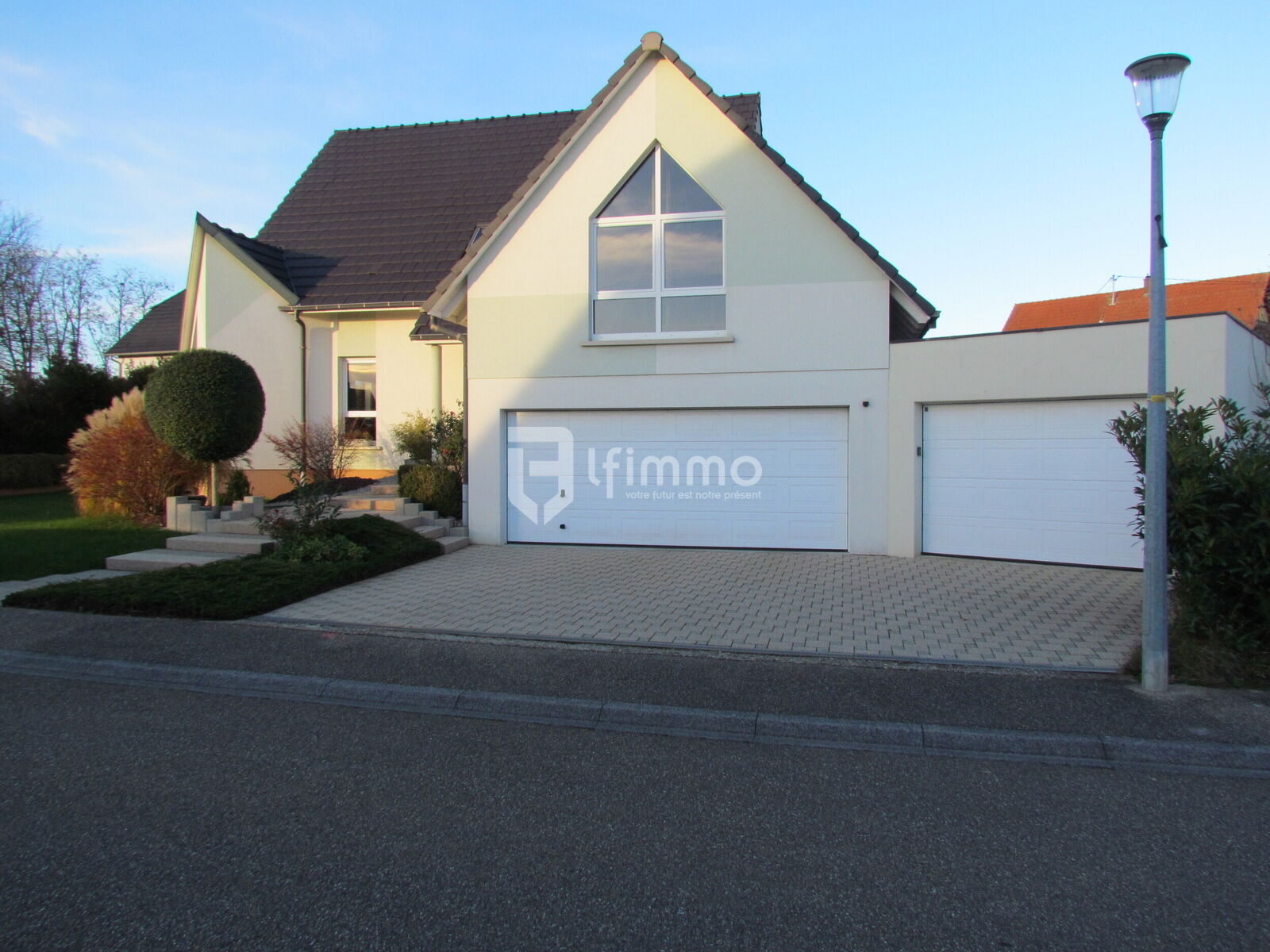 Maison d'architecte, 5/6 pièces d'environ 153m2 habitables - Img 2567