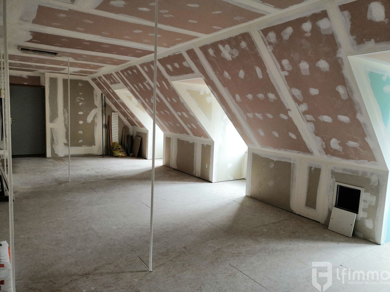 Trop tard ! Vendu ! - 3 fenêtres à l'Ouest