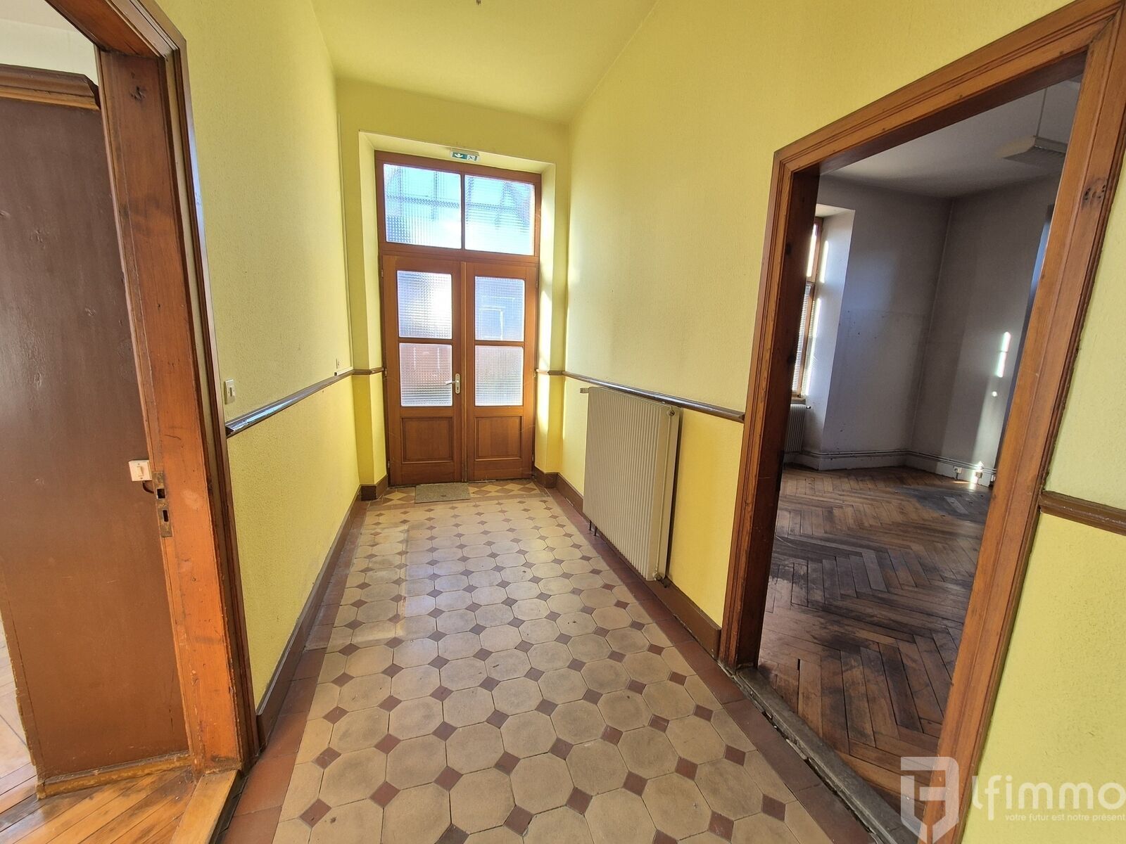 Ensemble immobilier d'environ 373 m2 sur 24.25 ares à Ingwiller.  - 20241120 125831