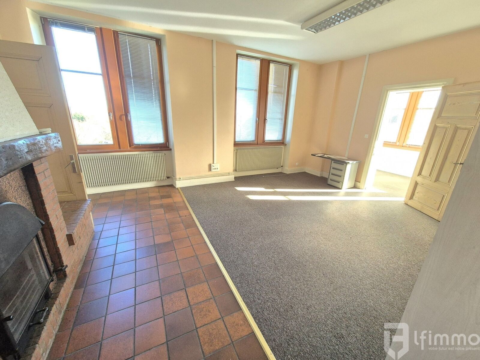 Ensemble immobilier d'environ 373 m2 sur 24.25 ares à Ingwiller.  - 20241120 130130