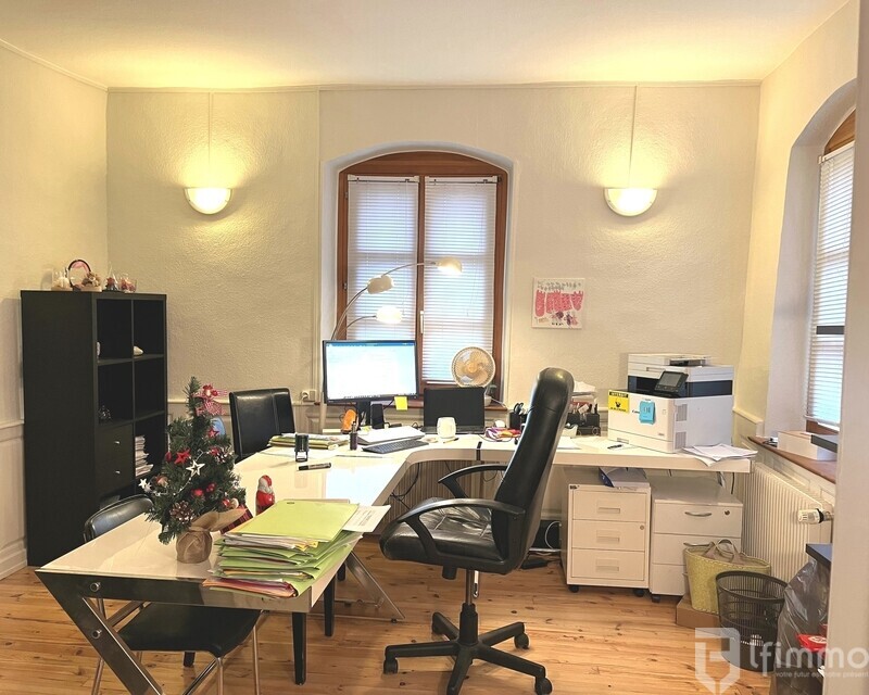 Immeuble de Rapport au coeur de Wintzeheim - A bureau rdc