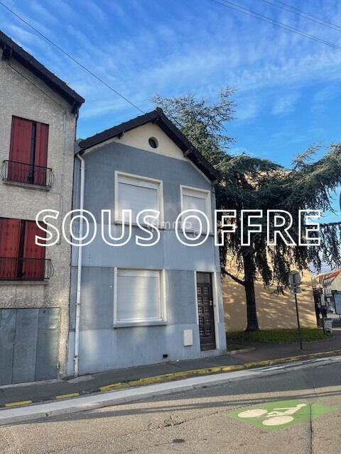 Centre ville - maison 85 m2 avec jardin - beau potentiel - Sous offre  1