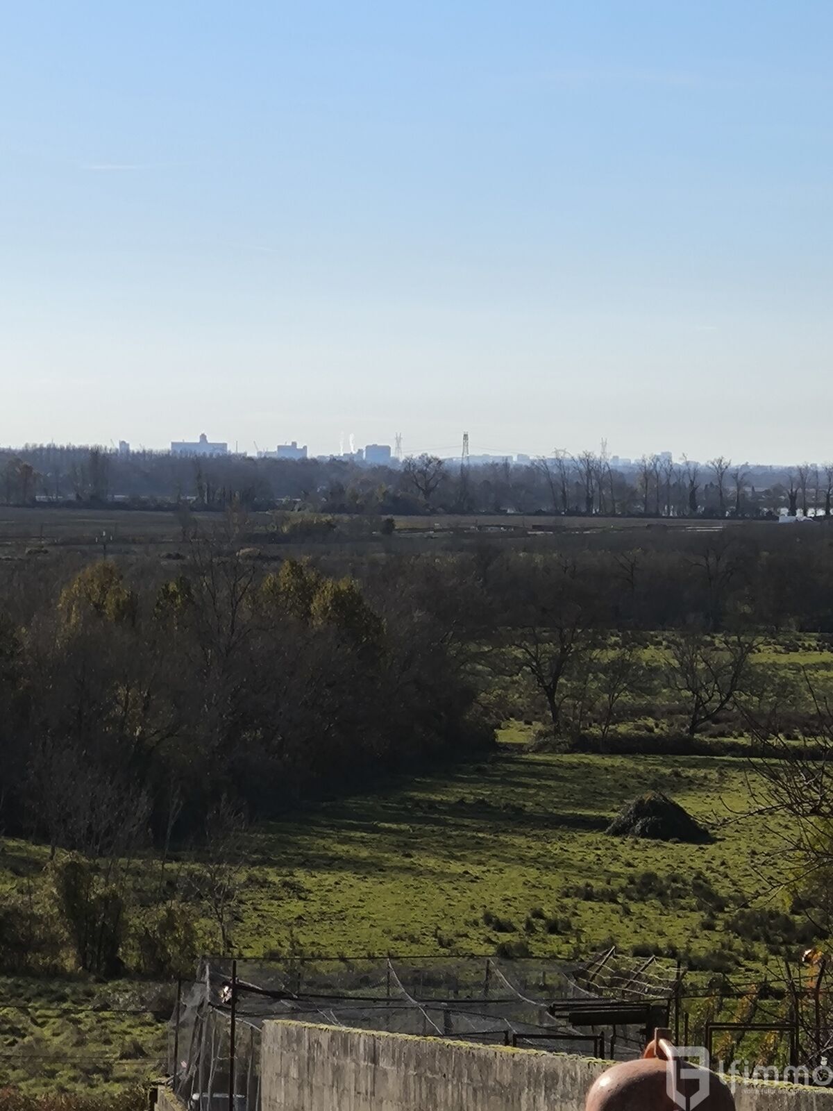 Maison de ville T3 avec terrasse et parking 175 000€ FAI - Img 20241122 115032