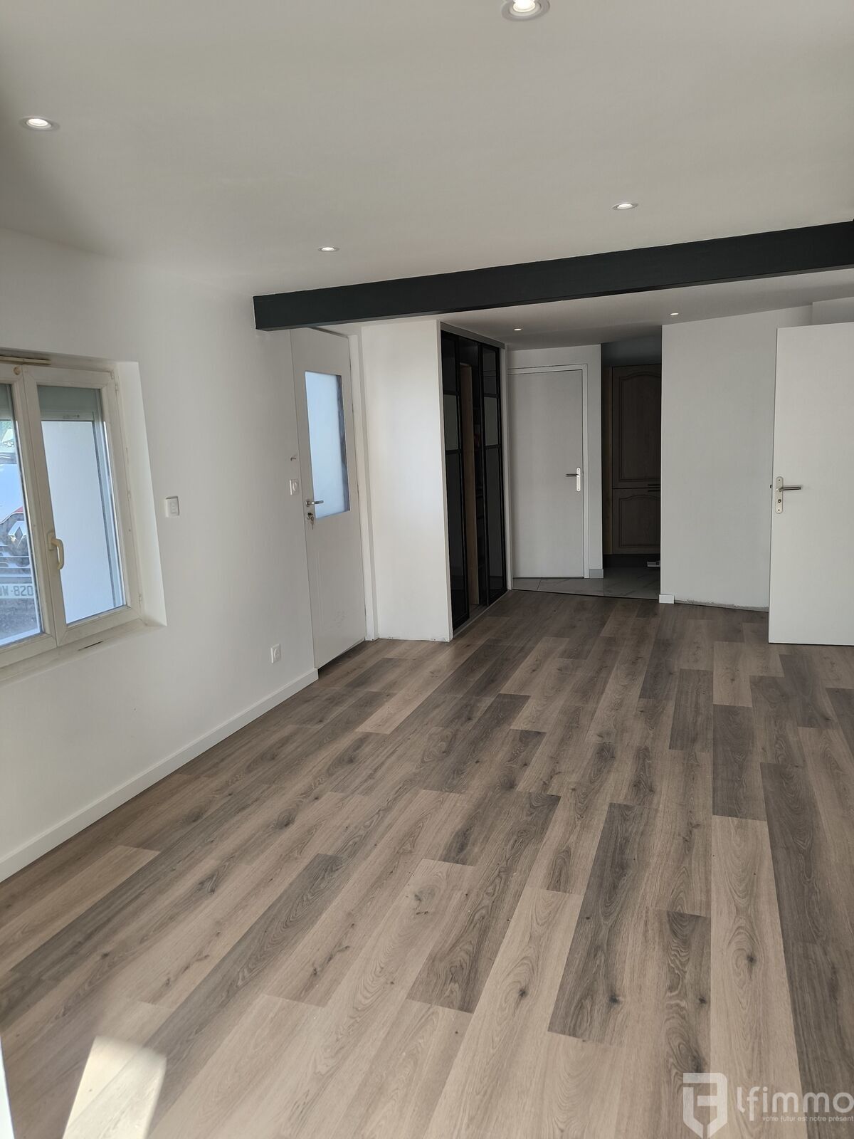 Maison de ville T3 avec terrasse et parking 175 000€ FAI - Img 20241122 114115