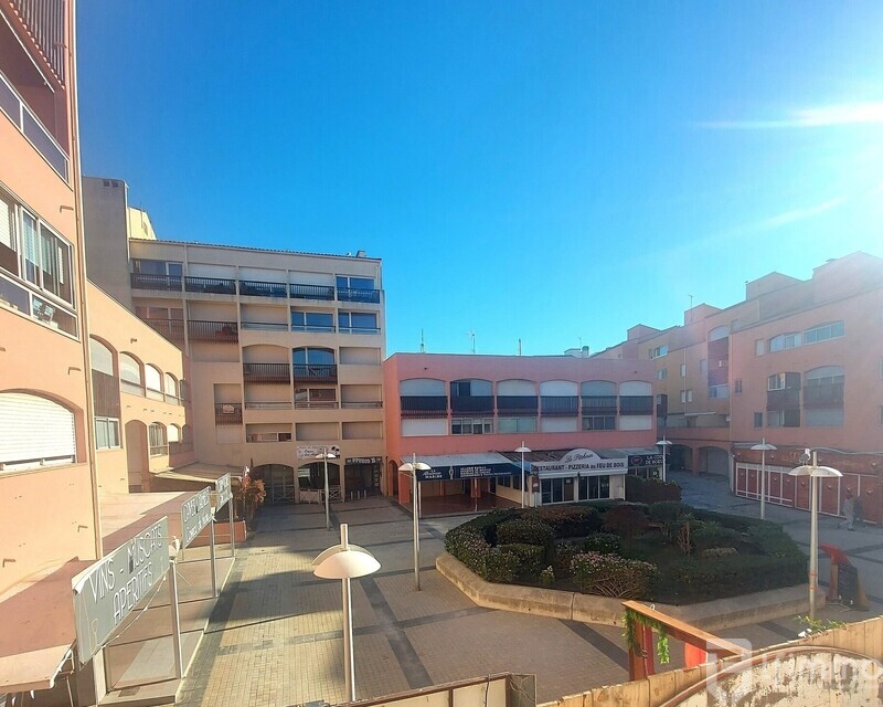 Appartement idéalement situé!  - Exterieur place