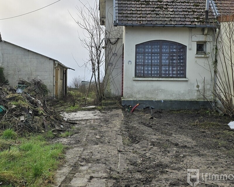 Maison semi mitoyenne  - 20241216 092519