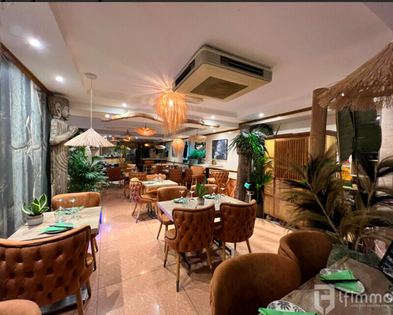 Cannes banane 06400 bail tous commerces sur 4 étages 300 m2 env. - Capture d écran 2024-12-11 à 12.49.12