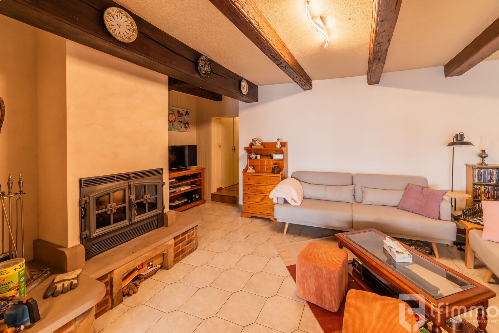 Sous Compromis : Maison de Village, Familiale, très chaleureuse. - 20 janvier 2025-12485c9a2629-2-hdr