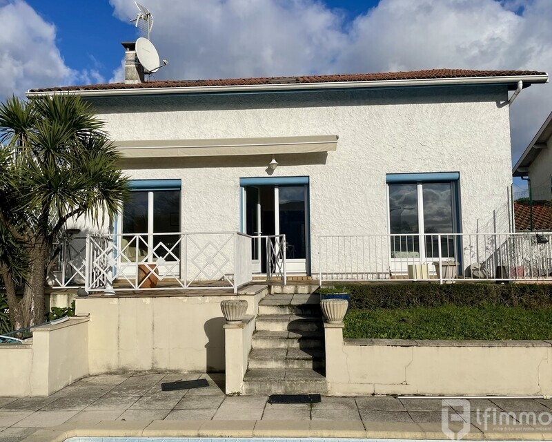 Maison avec garage et piscine secteur La Terrasse - Img 2598