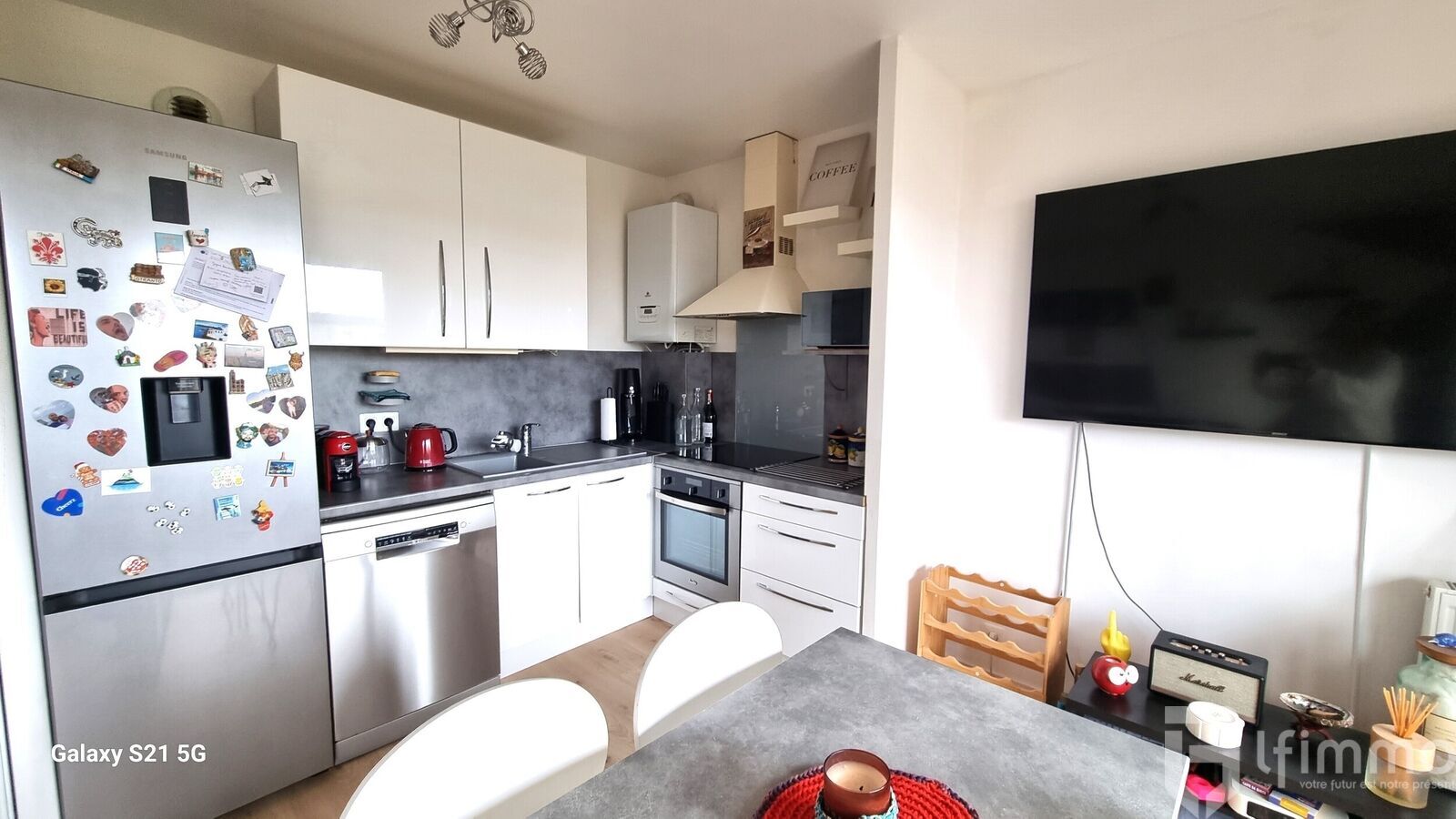 T3 au dernier étage avec balcon  - Cuisine équipée & aménagée