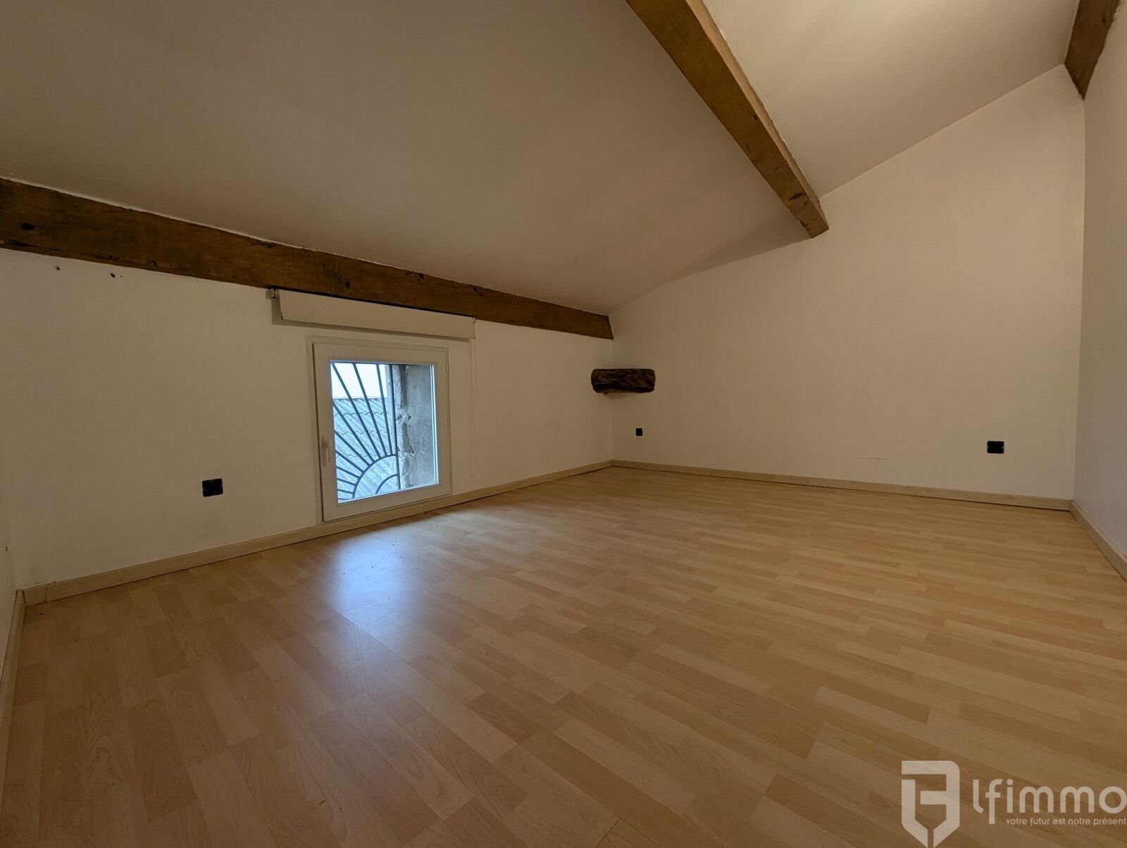 Maison de ville - 184 m² - Saint André de Sangonis - CHAMBRE 2EME ETAGE