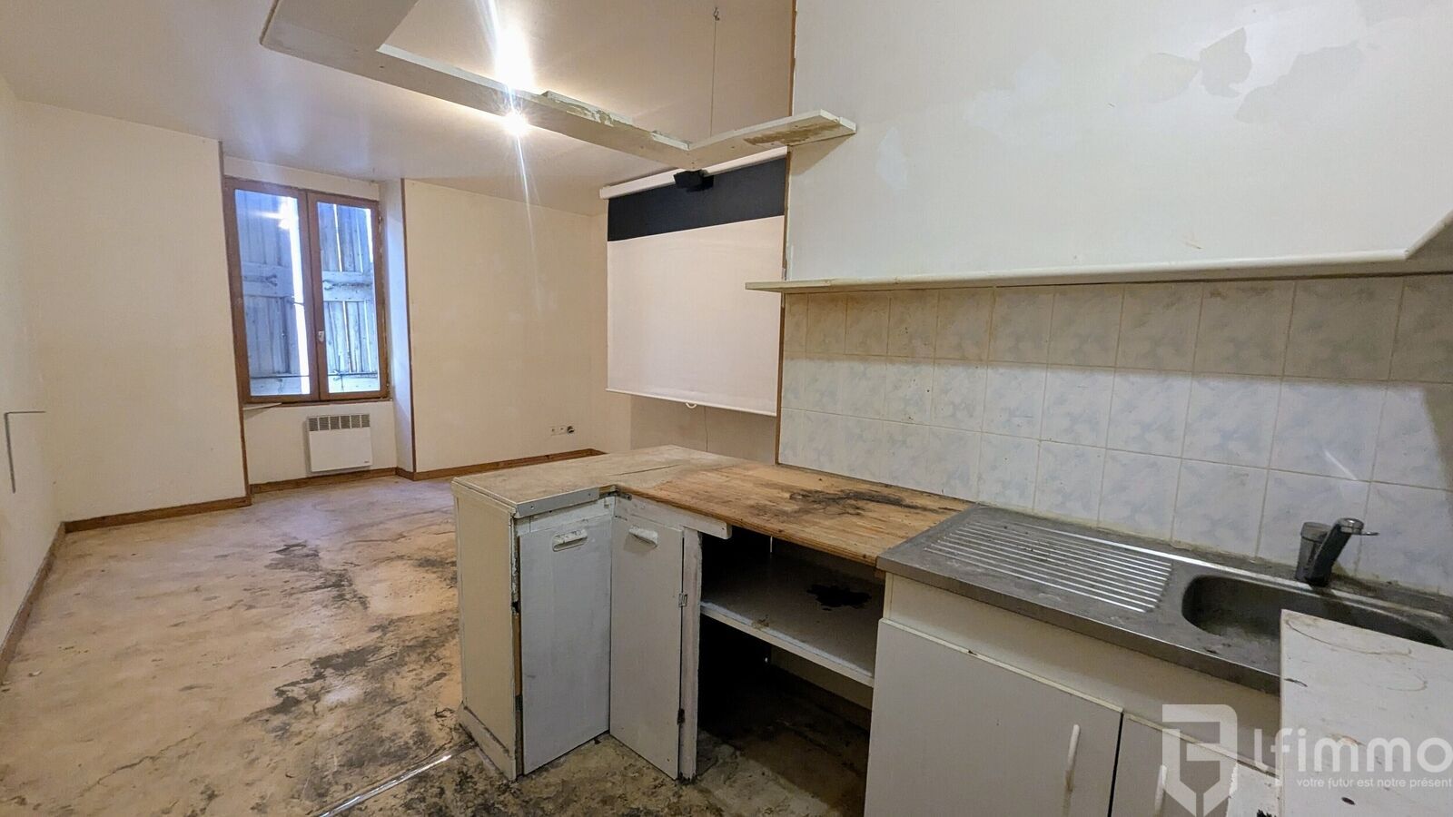 Maison de ville - 184 m² - Saint André de Sangonis - SEJOUR 1ER ETAGE