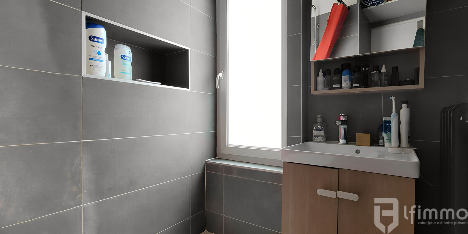 Appartement 3 pièces 61m²avec box et cave - 20241231 141227 - furniture removed - 0