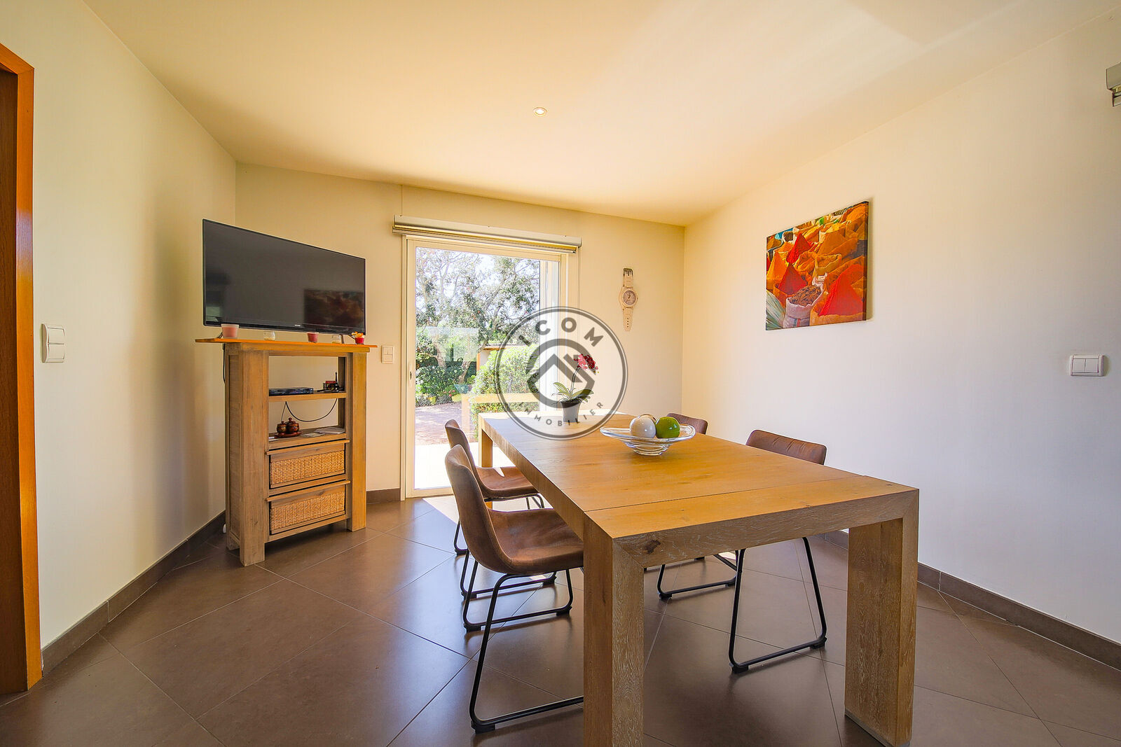 Propriété avec vue montagne et fort potentiel locatif - Coin repas de la cuisine