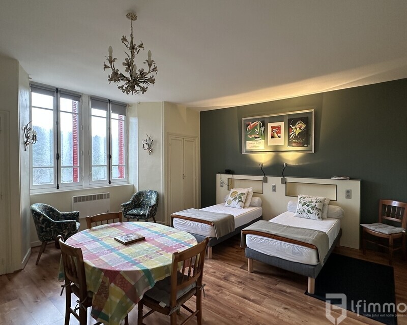 Studio meublé de 34m2 - Img 9221