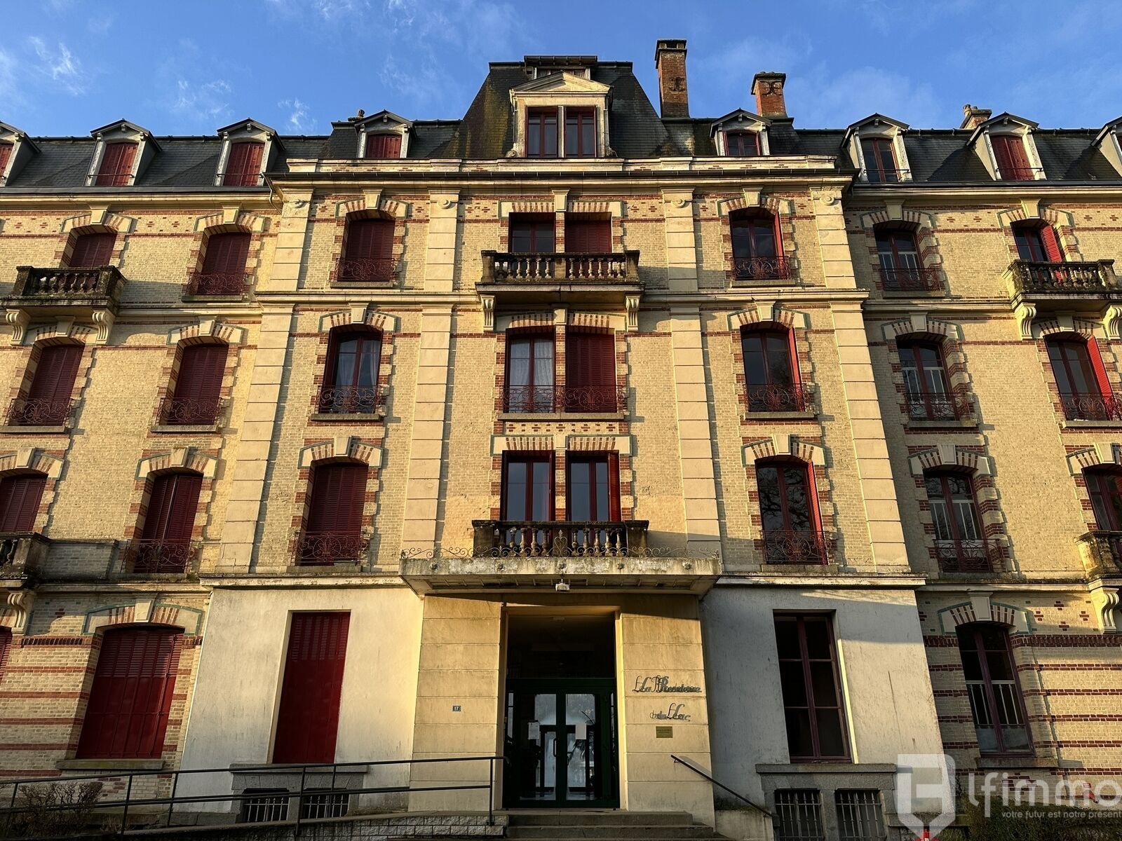 Studio meublé de 34m2 - Img 9198