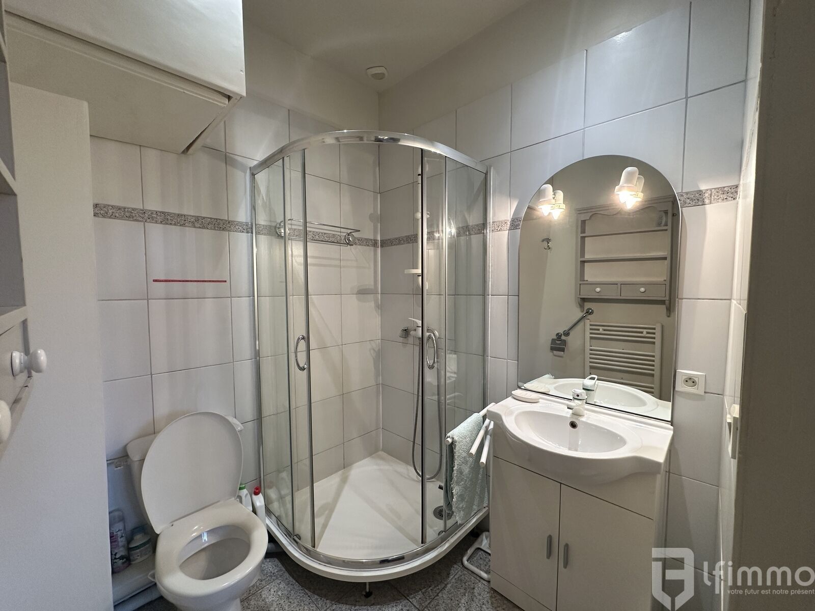 Studio meublé de 34m2 - Img 9213