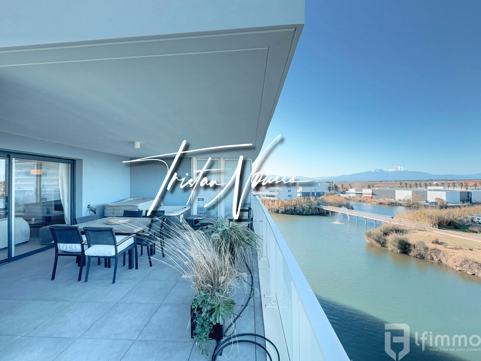 Appartement de standing de 120 m2 en 3 faces - Canet en Roussillon - 233