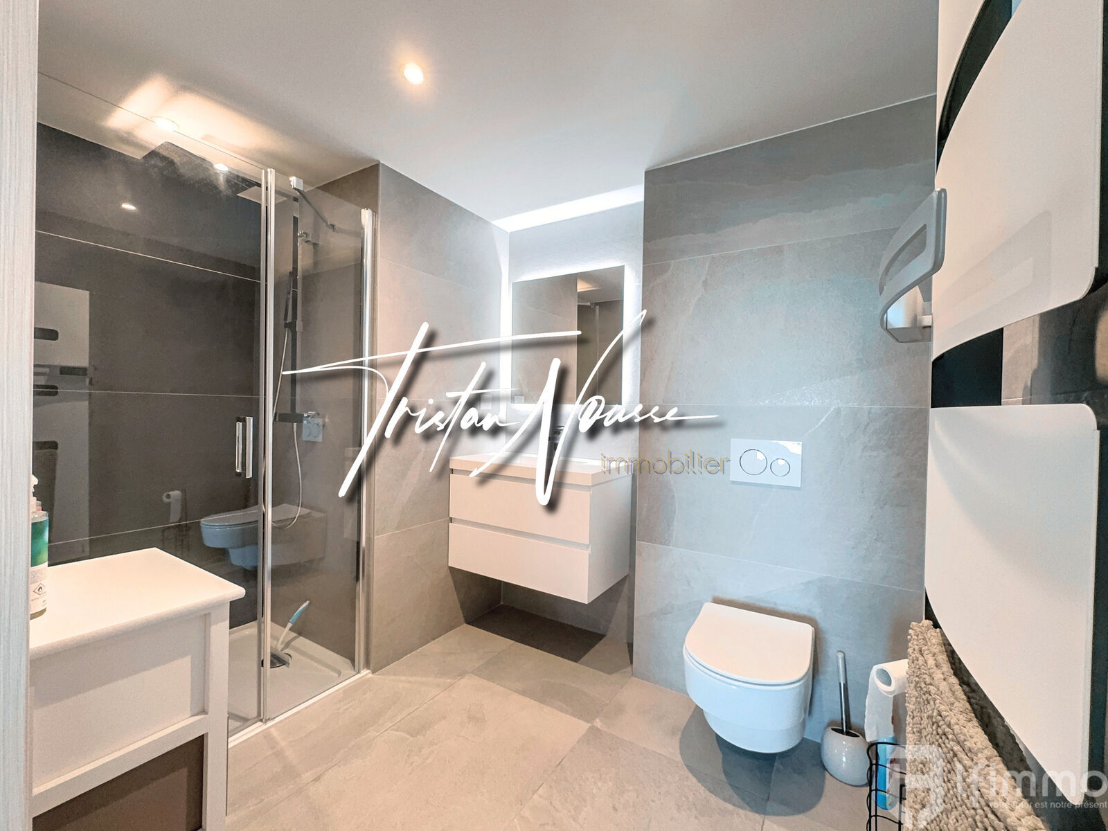 Appartement de standing de 120 m2 en 3 faces - Canet en Roussillon - 237