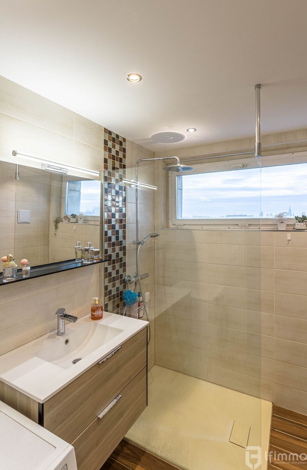 TB F5 Etage élevé,  balcon, 3 chambres, cave, garage  - Salle d o  1  f5  rb