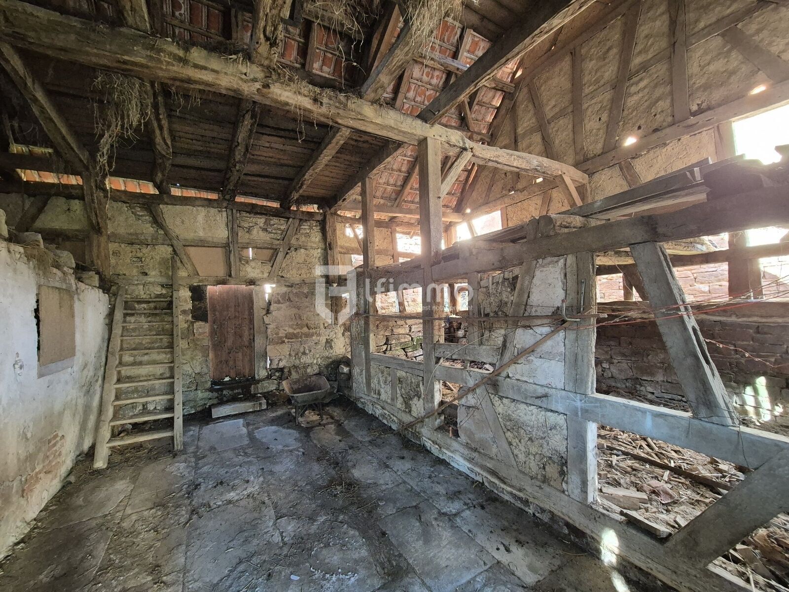 Maison de 6 pièces à Langensoultzbach sous offre. - 20250318 125743