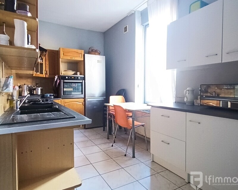 Maison semi mitoyenne  - 3e867caa-1e85-433f-b686-69536e7e3cff