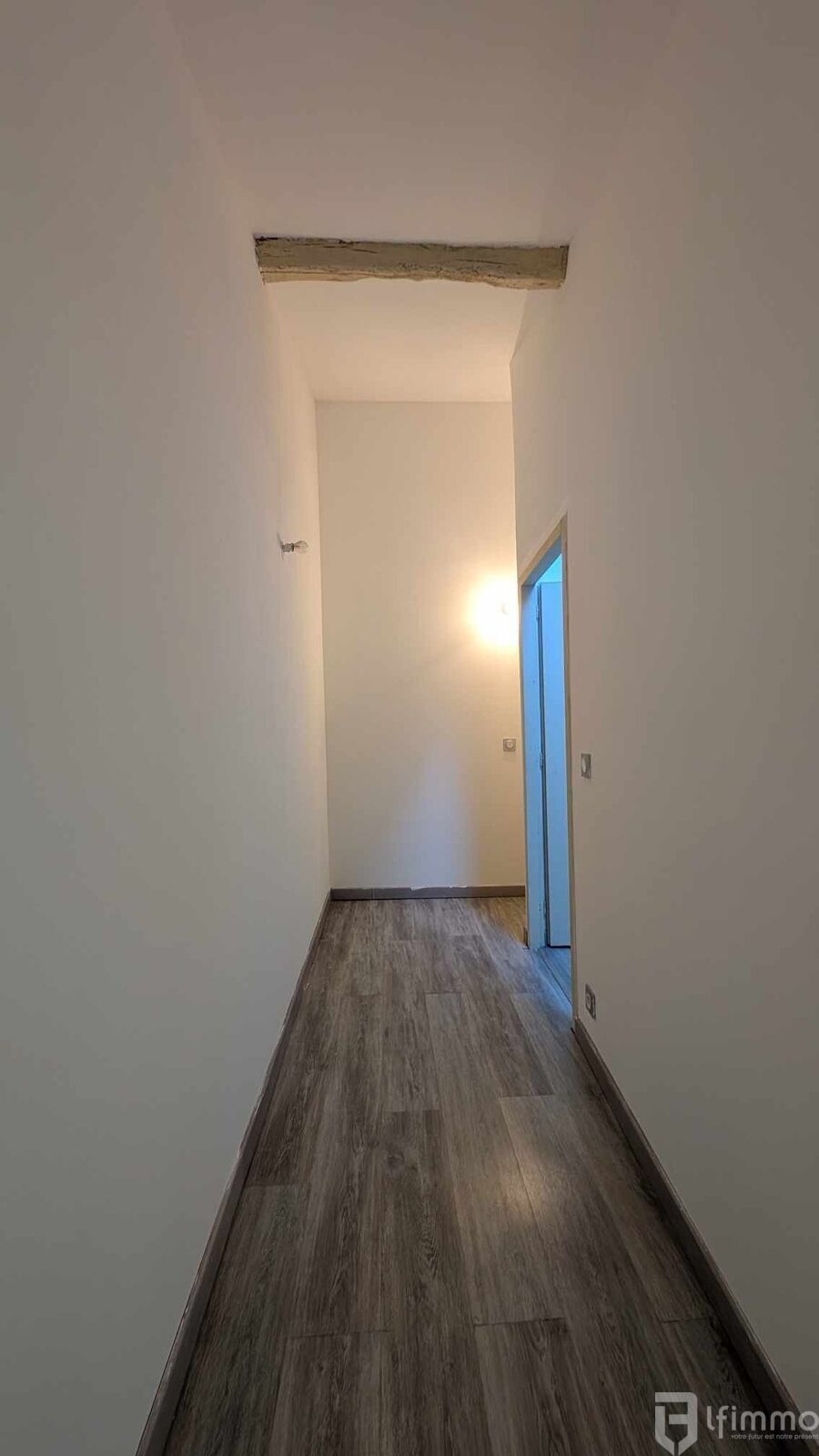 À Vendre : Charmante Maison de Village avec garage - 473317077 918989917074114 7703264388261363689 n