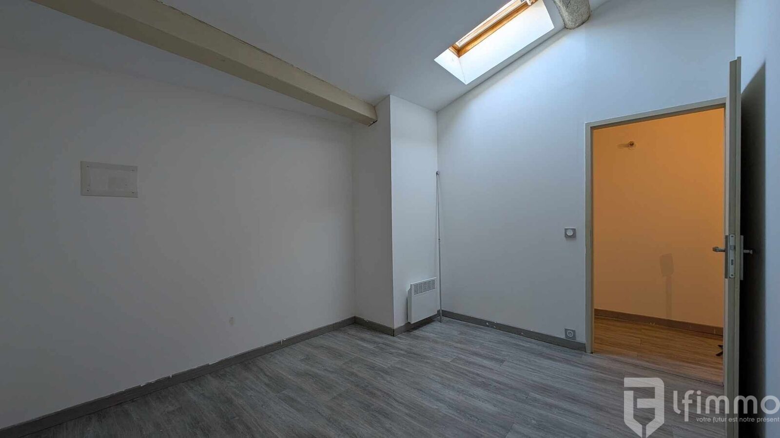 À Vendre : Charmante Maison de Village avec garage - 474208583 980937007262391 5105182457580228273 n