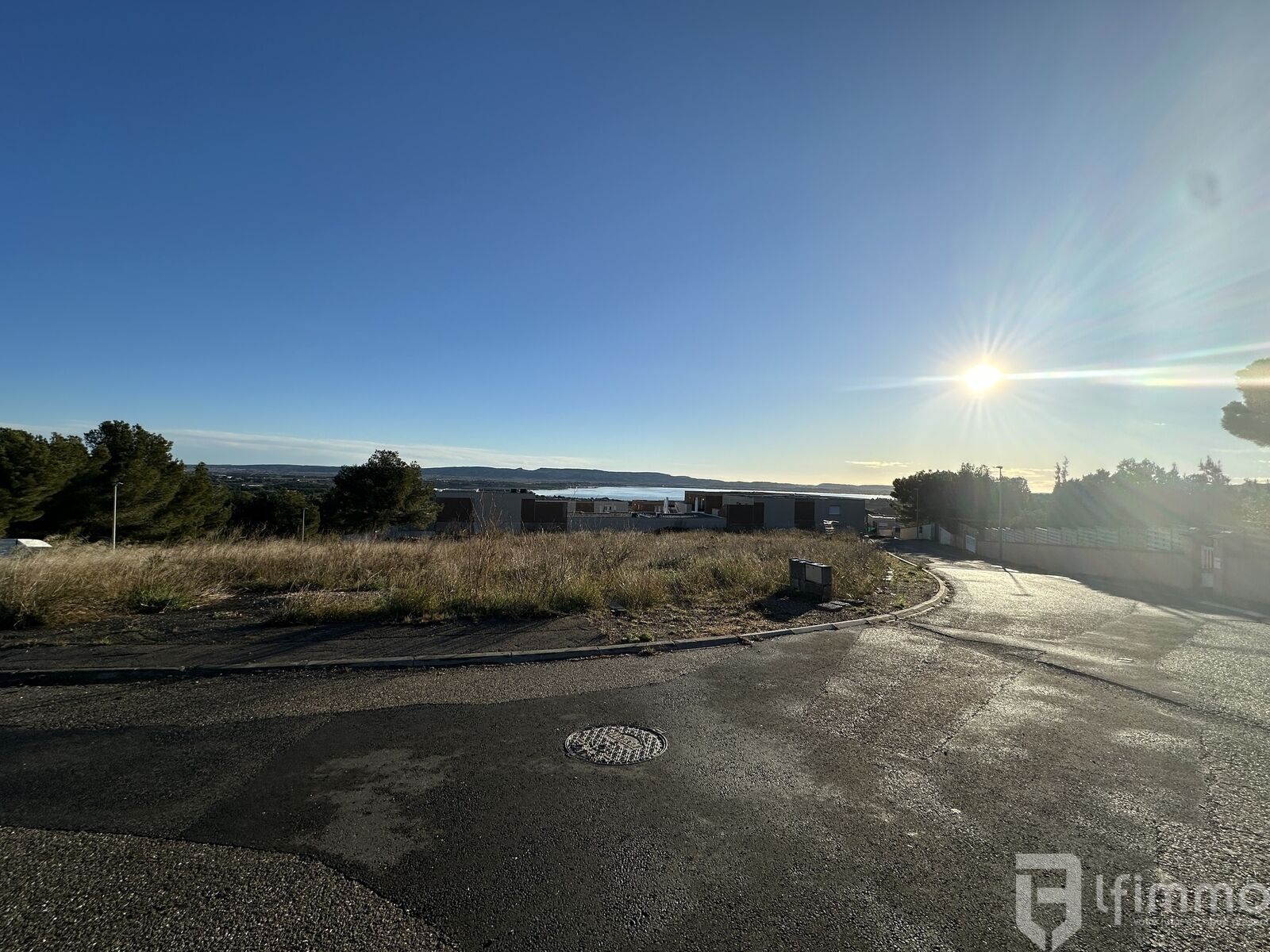 Terrain Constructible à Vendre – Vue sur les Étangs - Img 5429