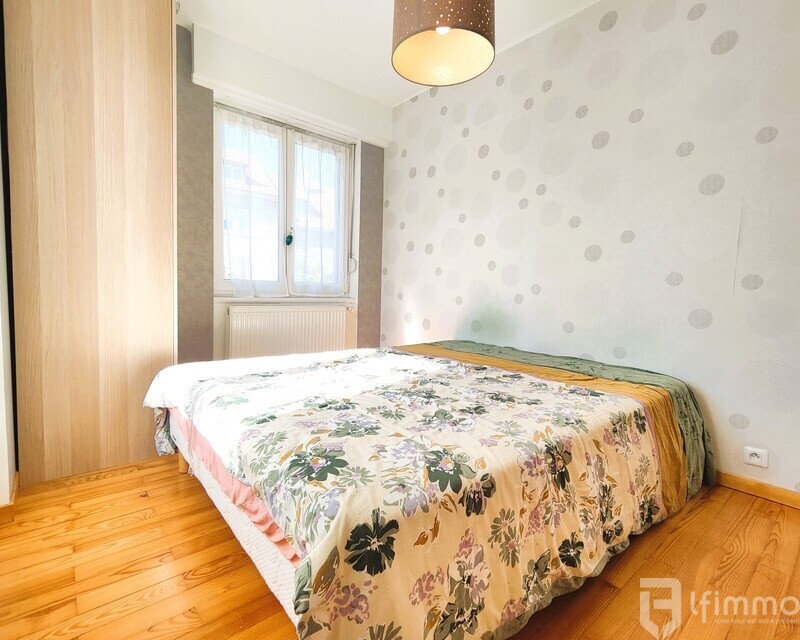 Maison avec combles aménageables et jardin à Riedisheim(68400) - chambre