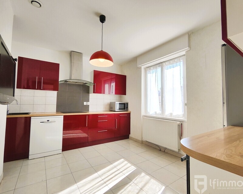 Maison avec combles aménageables et jardin à Riedisheim(68400) - cuisine