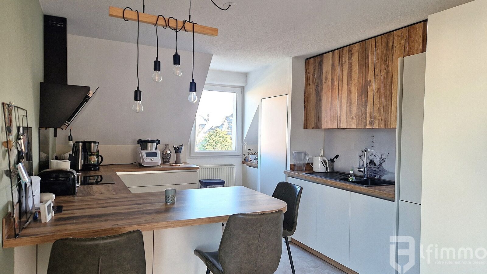 --"Sous Compromis"-- - 20250218 152816