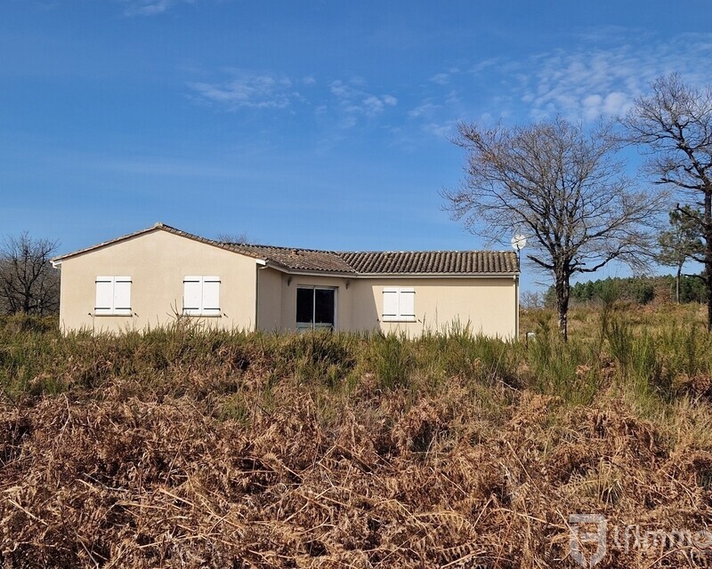 🏡 Maison individuelle récente avec garage sur grand terrain  - 20250219 135918