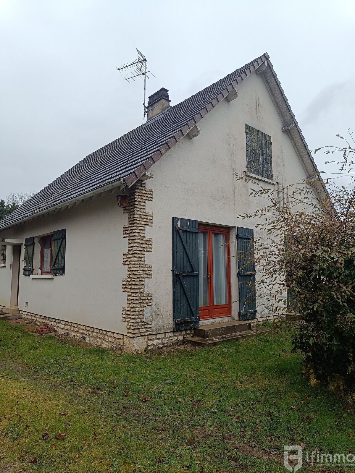 Maison coup de cœur de 112 m² sur terrain arboré de 1 096 m² - Img 20250222 110942