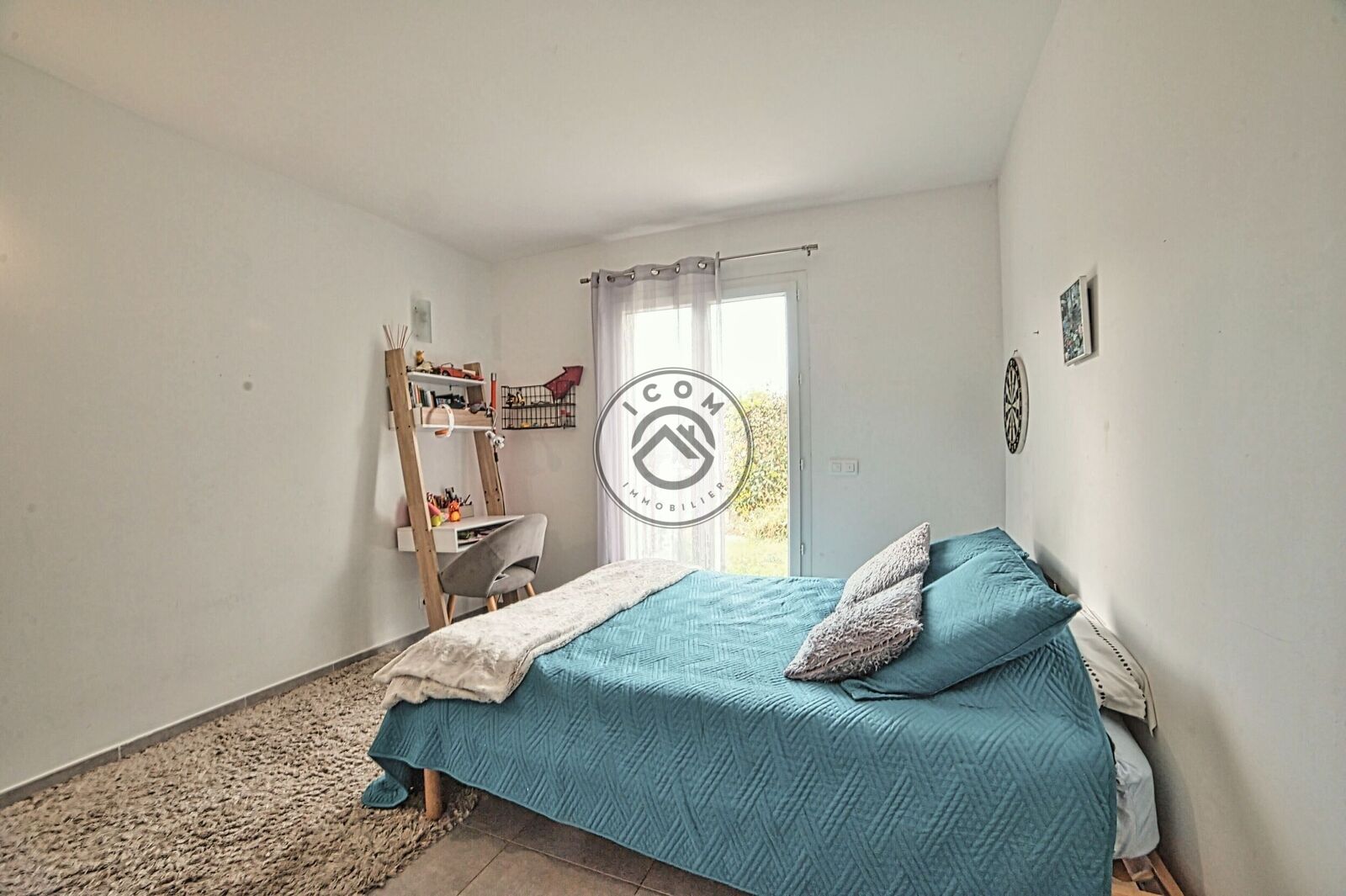 Maison avec appartement indépendant - Ss2 9552