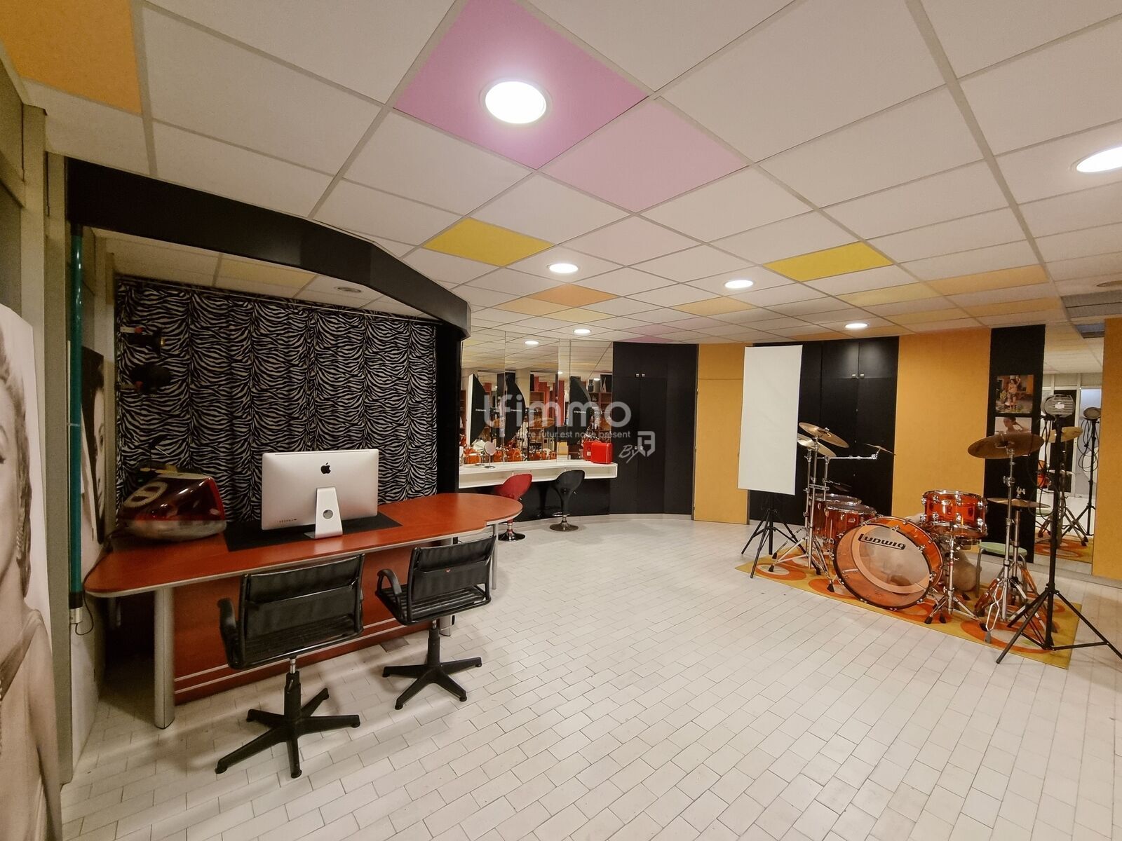 Local bureau 77m2 - Jean Mermoz 13008 - Img 3946