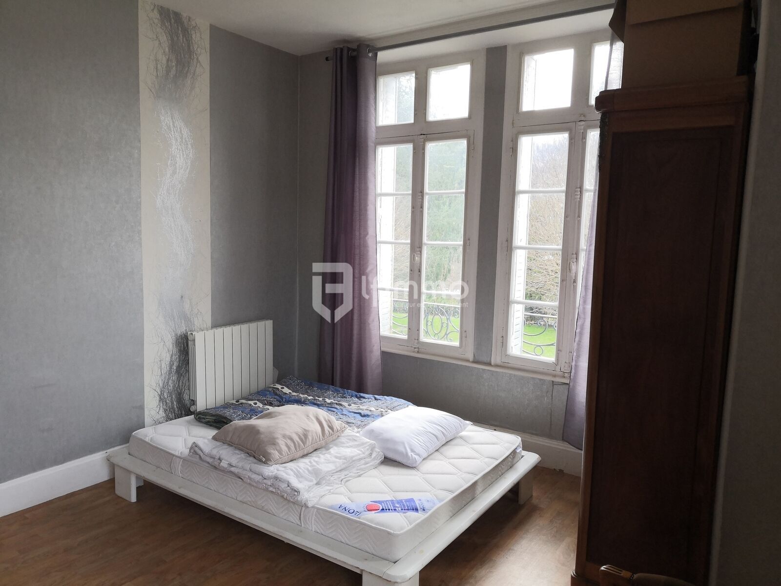 Trop tard ! En route vers son acte authentique ! - La plus grande chambre donne sur le Parc FENESTRE