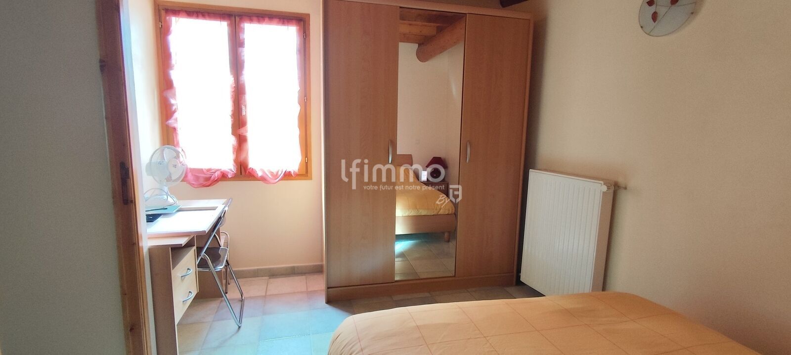 Maison de village aux Mées avec cour et terrasse – Rare sur le marché. - 1742922253944