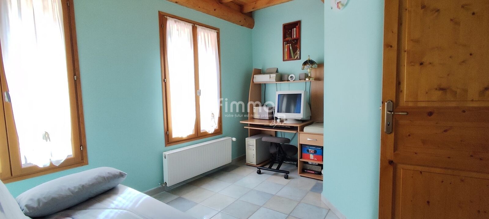 Maison de village aux Mées avec cour et terrasse – Rare sur le marché. - 1742922253981